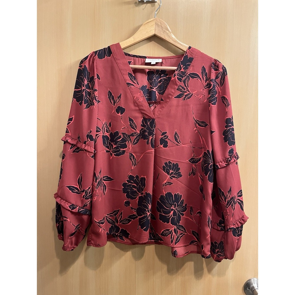 Studio B Bobeau Red & Black Floral Blouse Long Sleeve V-Neck Sz S Valentine's - Picture 2 of 9